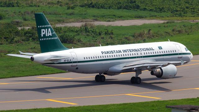 AP-BLA:Airbus A320-200:Pakistan International Airlines